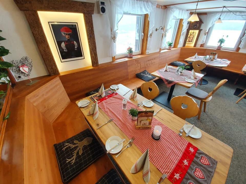 Gasthaus Zum Hirschen Фуртванген Экстерьер фото